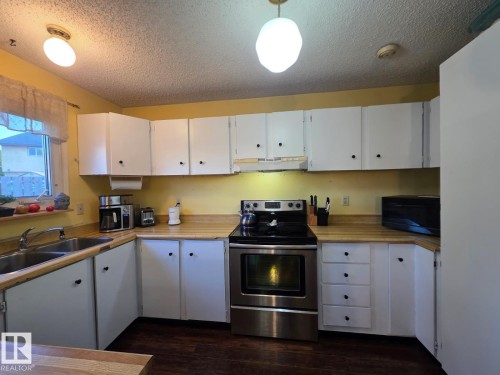 3503 42A Avenue Nw, Edmonton, AB 