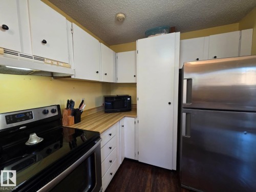 3503 42A Avenue Nw, Edmonton, AB 