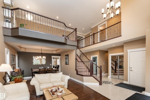 107 Mcdowell Wynd, Leduc, AB - Indoor Photo Showing Living Room