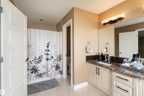 107 Mcdowell Wynd, Leduc, AB - Indoor Photo Showing Bathroom