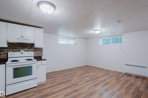 11934 87 Street Nw, Edmonton, AB 