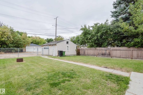 11934 87 Street Nw, Edmonton, AB 