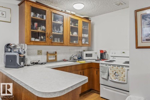 11440 104 Street Nw, Edmonton, AB 