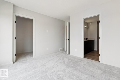 3290 Kulay Way Sw, Edmonton, AB - Indoor