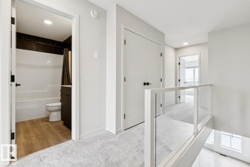 3290 Kulay Way Sw, Edmonton, AB - Indoor Photo Showing Bathroom