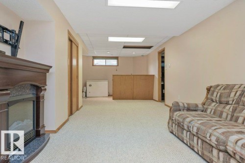 4908 43 Avenue Nw, Edmonton, AB 