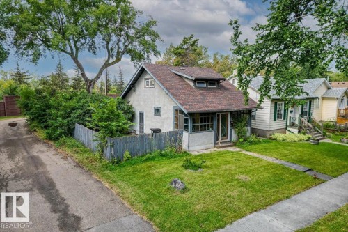 11216 70 Street Nw, Edmonton, AB 