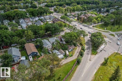 11216 70 Street Nw, Edmonton, AB 