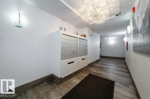 #207 9907 91 Av Nw, Edmonton, AB - Indoor Photo Showing Other Room