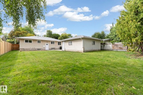 14715 62 Street Nw, Edmonton, AB 