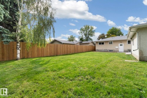 14715 62 Street Nw, Edmonton, AB 
