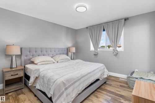 4720 156 Avenue Nw, Edmonton, AB 