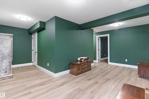 4720 156 Avenue Nw, Edmonton, AB 