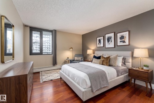 #901 10125 109 St Nw, Edmonton, AB 