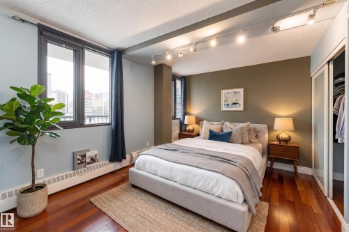 #901 10125 109 St Nw, Edmonton, AB 