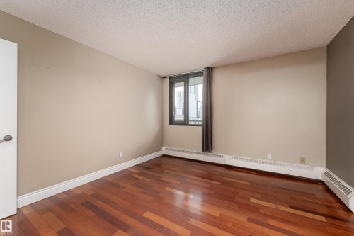 #901 10125 109 St Nw, Edmonton, AB 