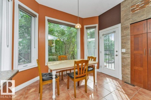 3723 30 Street Nw, Edmonton, AB 