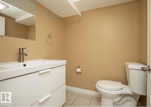 9072 52 Street Nw, Edmonton, AB 