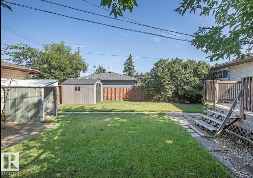 9072 52 Street Nw, Edmonton, AB 