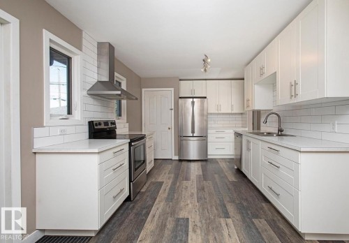 9072 52 Street Nw, Edmonton, AB 