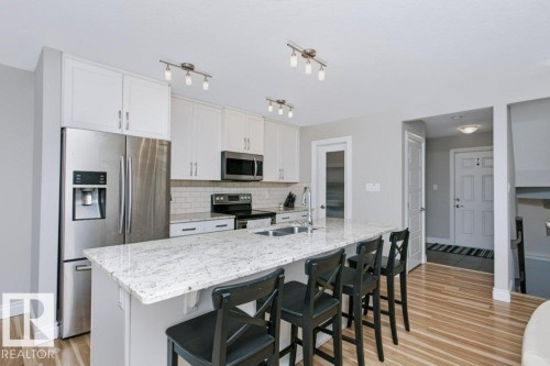 3496 Weidle Way Sw, Edmonton, AB - Indoor Photo Showing Kitchen With Upgraded Kitchen