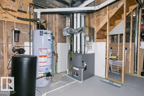 3496 Weidle Way Sw, Edmonton, AB - Indoor Photo Showing Basement
