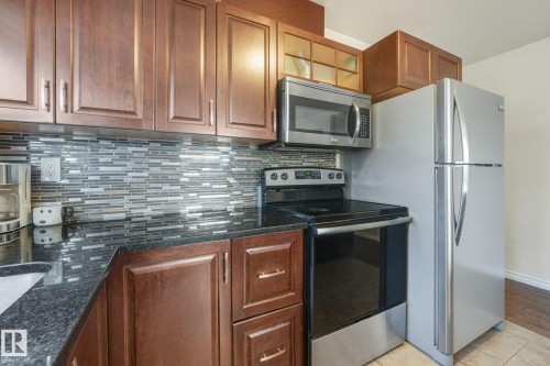 9532 138 Avenue Nw, Edmonton, AB 