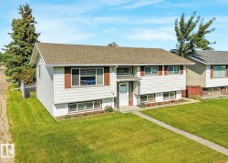 9532 138 Avenue NW  Edmonton, AB T5E 6A8