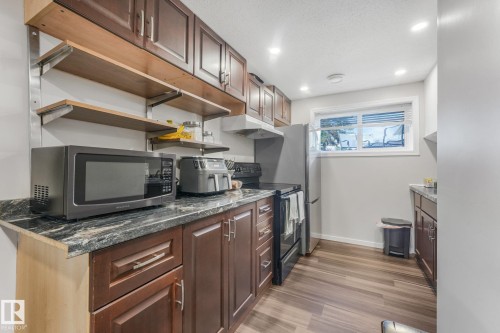 9532 138 Avenue Nw, Edmonton, AB 
