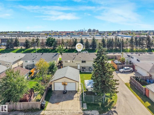 9532 138 Avenue Nw, Edmonton, AB 