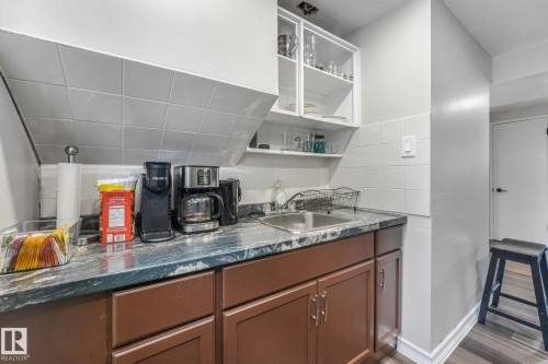 9532 138 Avenue Nw, Edmonton, AB 
