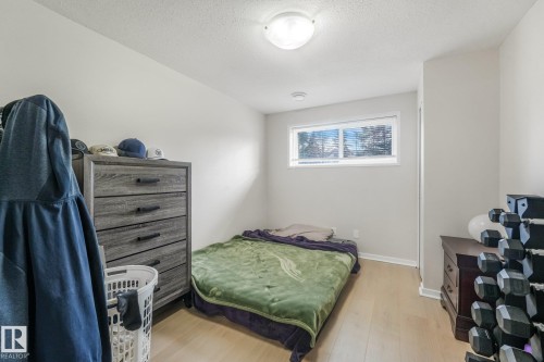 9532 138 Avenue Nw, Edmonton, AB 