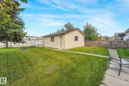 9532 138 Avenue Nw, Edmonton, AB 