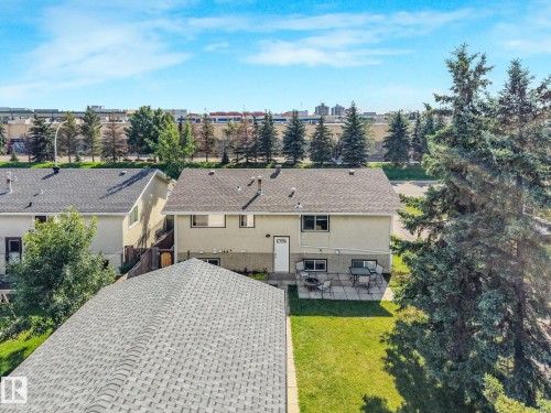 9532 138 Avenue Nw, Edmonton, AB 