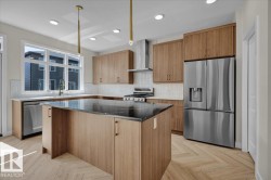 5812 Kootook Link SW Edmonton, AB T6W 4Z6