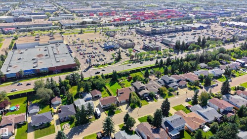 10415 39A Avenue Nw, Edmonton, AB 