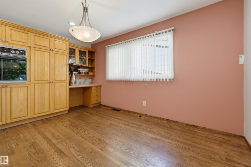 13908 89A Avenue Nw, Edmonton, AB 
