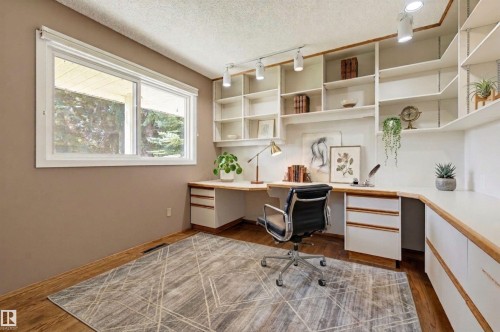 13908 89A Avenue Nw, Edmonton, AB 