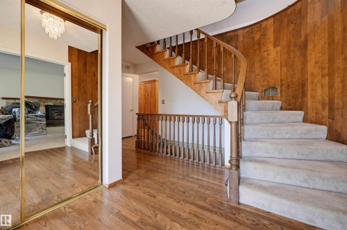 13908 89A Avenue Nw, Edmonton, AB 