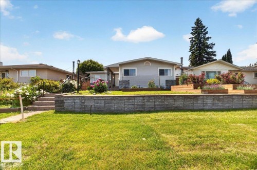 5211 94A Avenue Nw, Edmonton, AB 