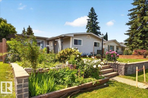 5211 94A Avenue Nw, Edmonton, AB 