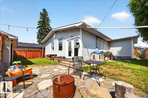5211 94A Avenue Nw, Edmonton, AB 