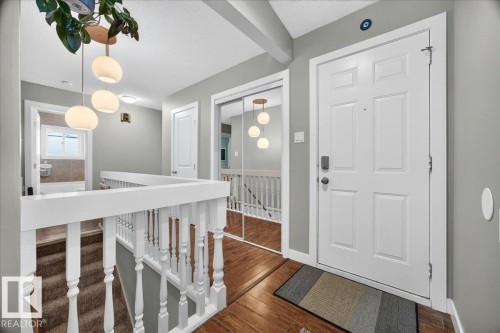 5211 94A Avenue Nw, Edmonton, AB 
