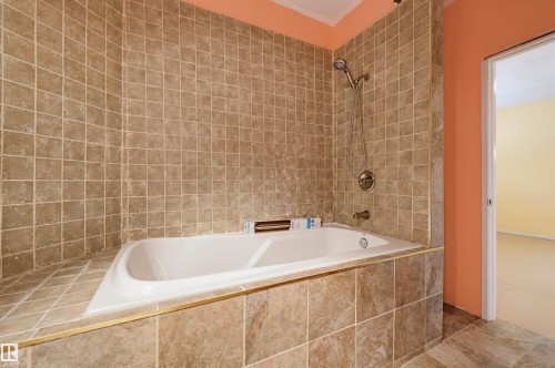 1222 Haliburton Close Nw, Edmonton, AB 