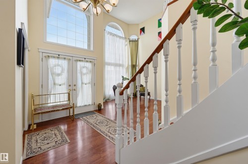 1222 Haliburton Close Nw, Edmonton, AB 