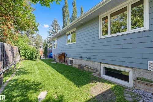 9728 141 Street Nw, Edmonton, AB 