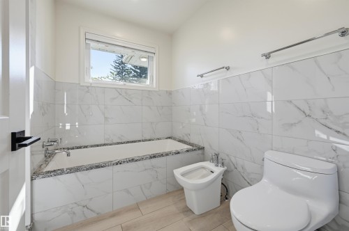 9728 141 Street Nw, Edmonton, AB 