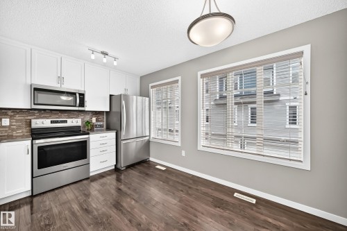 #155 2905 141 St Sw, Edmonton, AB - Indoor Photo Showing Kitchen With Stainless Steel Kitchen