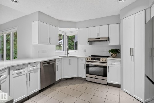 168 Weaver Drive Nw, Edmonton, AB 