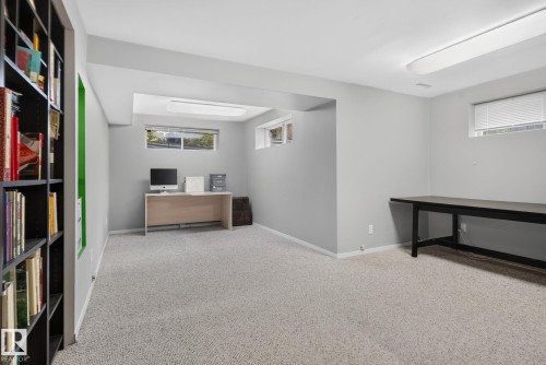 168 Weaver Drive Nw, Edmonton, AB 